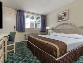 Travelodge By Wyndham San Francisco Airport North 2*