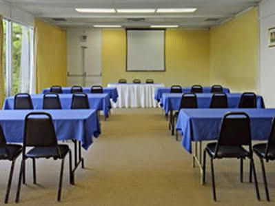 Travelodge By Wyndham San Francisco Airport North Hotel 2*